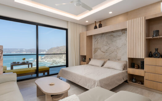 PARADISE COVE OCEANFRONT 2 BEDROOM INDIA 2B